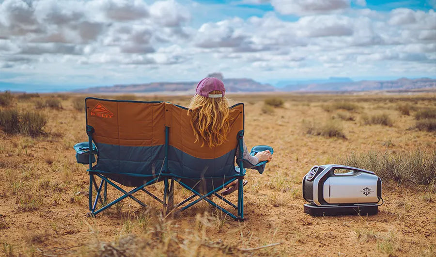 ZERO BREEZE portable cooling beside a camp chair
